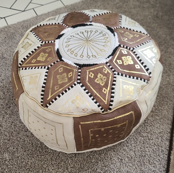 Elegant Gold and Brown Pouf - Picture 1 of 7